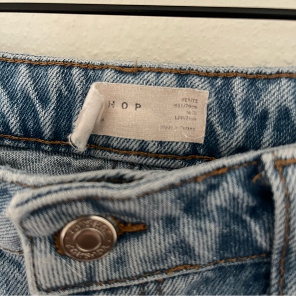 Topshop High Rise Petite Light Blue Mom Jeans - Picture 7 of 9